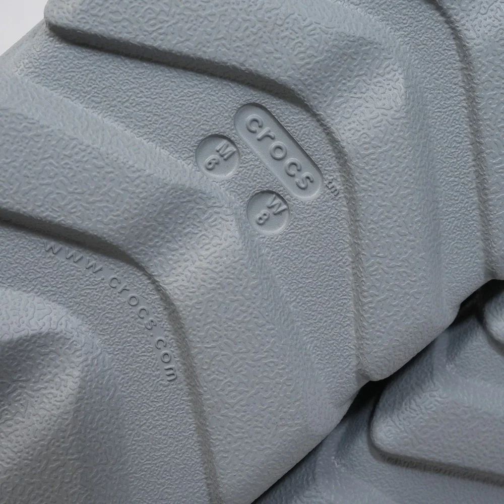 Crocs Duet Max II Boot Women‎ 8 Grey Insulated Faux Fur Puffy Winter Snow 208773